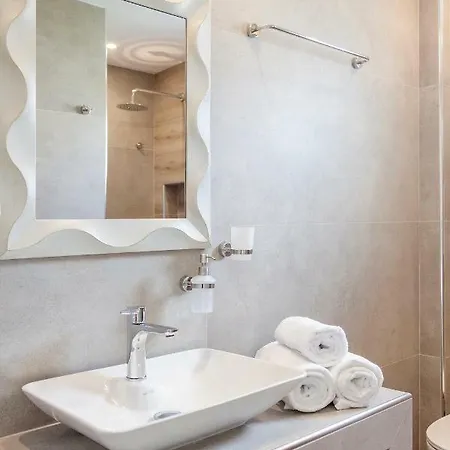 Joanna Aparthotel